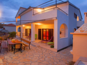 Diana Ra anj in Ra anj