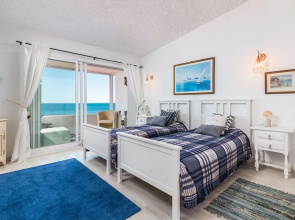 Beach Villa Dorada