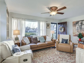 Lovely Lexington Home: 4 Mi to Downtown!