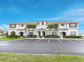 Amazing Townhome! - Storey Lake - 4804CS