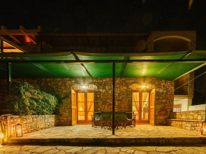 Grekis Hotel & Apartments