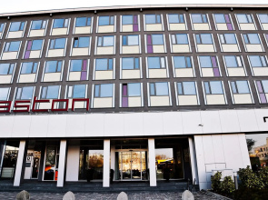 Aston Business Hotel