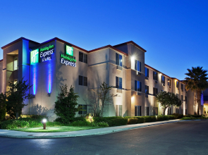 Holiday Inn Express Hotel & Suites Tracy by IHG
