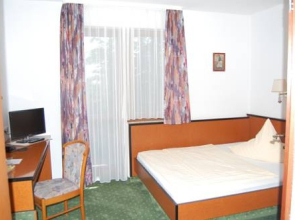 Hotel zum Nussbaum