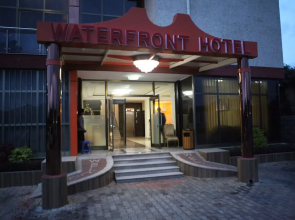 Waterfront Hotel