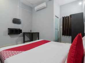 Hotel Golden Leaf by OYO Rooms