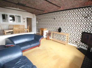 Liverpool Dockside Apartment