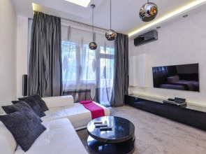 FM Deluxe 1-BDR Apartment - Extravaganzzo