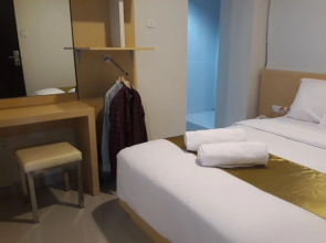 Gold Hotel Simpang Lima