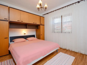 Apartments Zvonimir