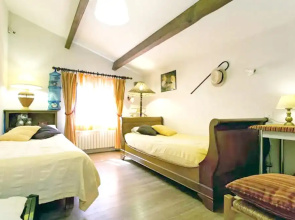 Villa With 6 Bedrooms in Barbentane, With Private Pool, Enclosed Garde
