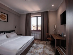 Отель Silk Road Premium