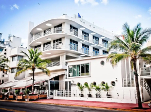 Ocean Drive Studios Beach Front