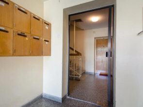 Apartment near Train Station