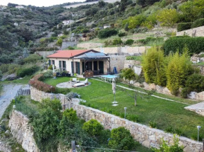 Agrilunassa Eco Guest House