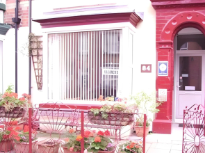 Oakwell Guest House