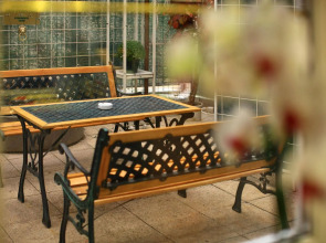 Hotel Golden City Garni