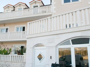 Apartments Zura