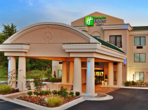 Holiday Inn Express Hotel & Suites Muskogee by IHG