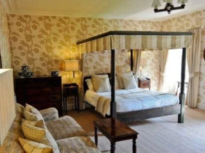 Culcreuch Castle Hotel