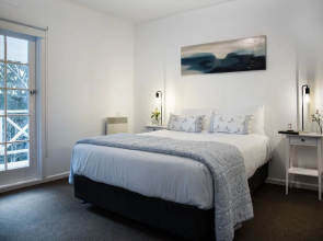 Lake Daylesford Apartment 7