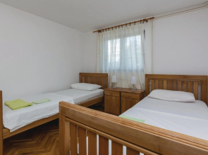 Amazing Home in Rtina With Wifi and 4 Bedrooms