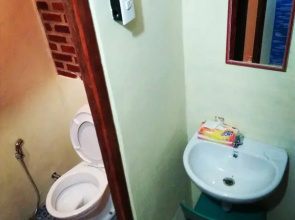 Salty Dog Hostel