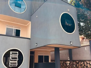 Victoria Rock Suites Munyonyo