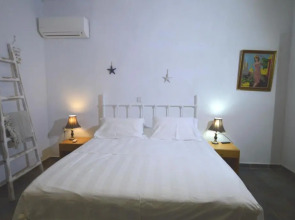 Kathara Bay Suites & Apartments