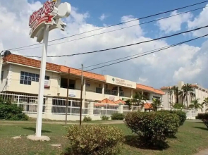 Oakland Guest Apartments