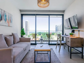 w Premium 1BR w Balcony in San Francisco