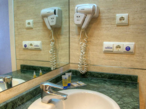 Hotel Puertobahia & Spa