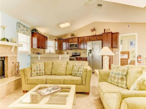 Ocean Walk, 2 Bedrooms, Sleeps 6, Ocean Views, New Pool