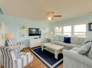 Oceanfront Emerald Isle Escape w/ Private Hot Tub!