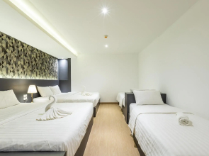 Siam Star Hotel