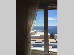 Despina's House 2: Modern apt with unique sea view