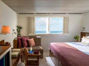 Four Seasons Resort Maldives at Kuda Huraa