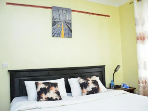 Lux Suites Kitengela Getaway Apartment