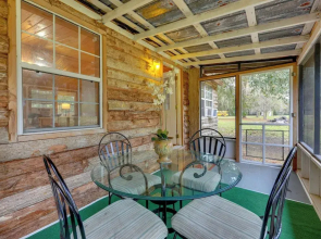 Fish, Boat & Explore: Cross Creek Cabin w/ Dock!