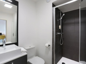 Appart Hotel Odalys City Centre Compans Caffarelli