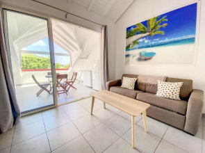 beautiful suite s8, pool, sea view, pinel Island