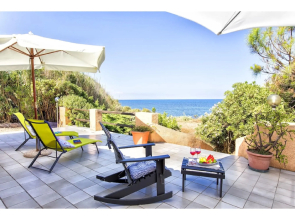 Villa Riva Mare Sorso for 6 people with garden and veranda overlooking the sea