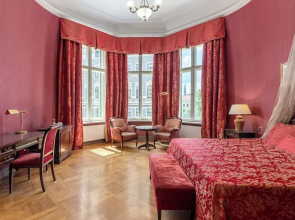 The Benjamin House - self check-in