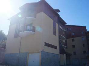 Appartement Enchastrayes, 2 pièces, 4 personnes - FR-1-165A-138