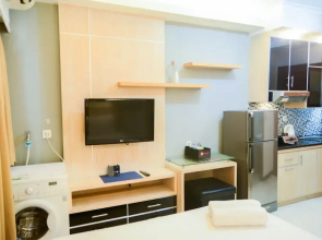 Simply Studio Maple Park Apartment with City View