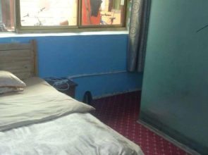 Lhasa Lexun Sama Yiyi inn