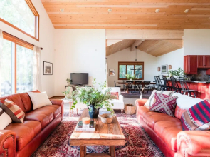 Scarlett by Avantstay Spacious Mountain Home w/ Gorgeous Views & Hot Tub