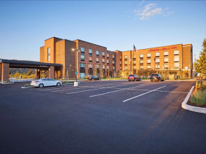 Hampton Inn & Suites Hood River