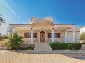 Amazing Home in Jezera With Wifi and 2 Bedrooms