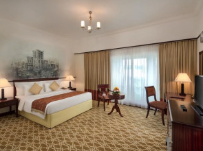 Savoy Crest Hotel Apartments